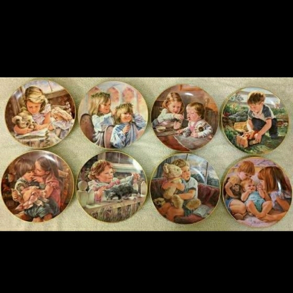 The Hamilton Collection 8 plates $100 for all 8 - Picture 1 of 8